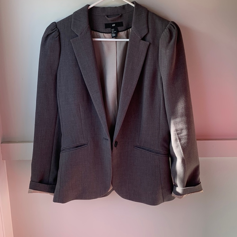 Gray blazer